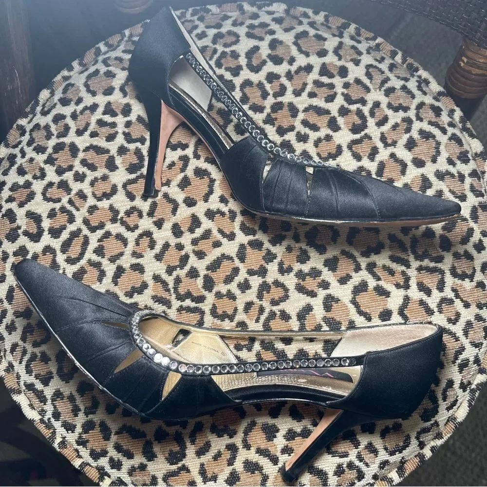 Black Rhinestone Pointy Toe Heels - Picture 3 of 5